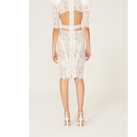 Bronx & Banco White Embroidered Lace Back Cutouts Madeline Lace Bride Dress XS - Picture 2 of 16